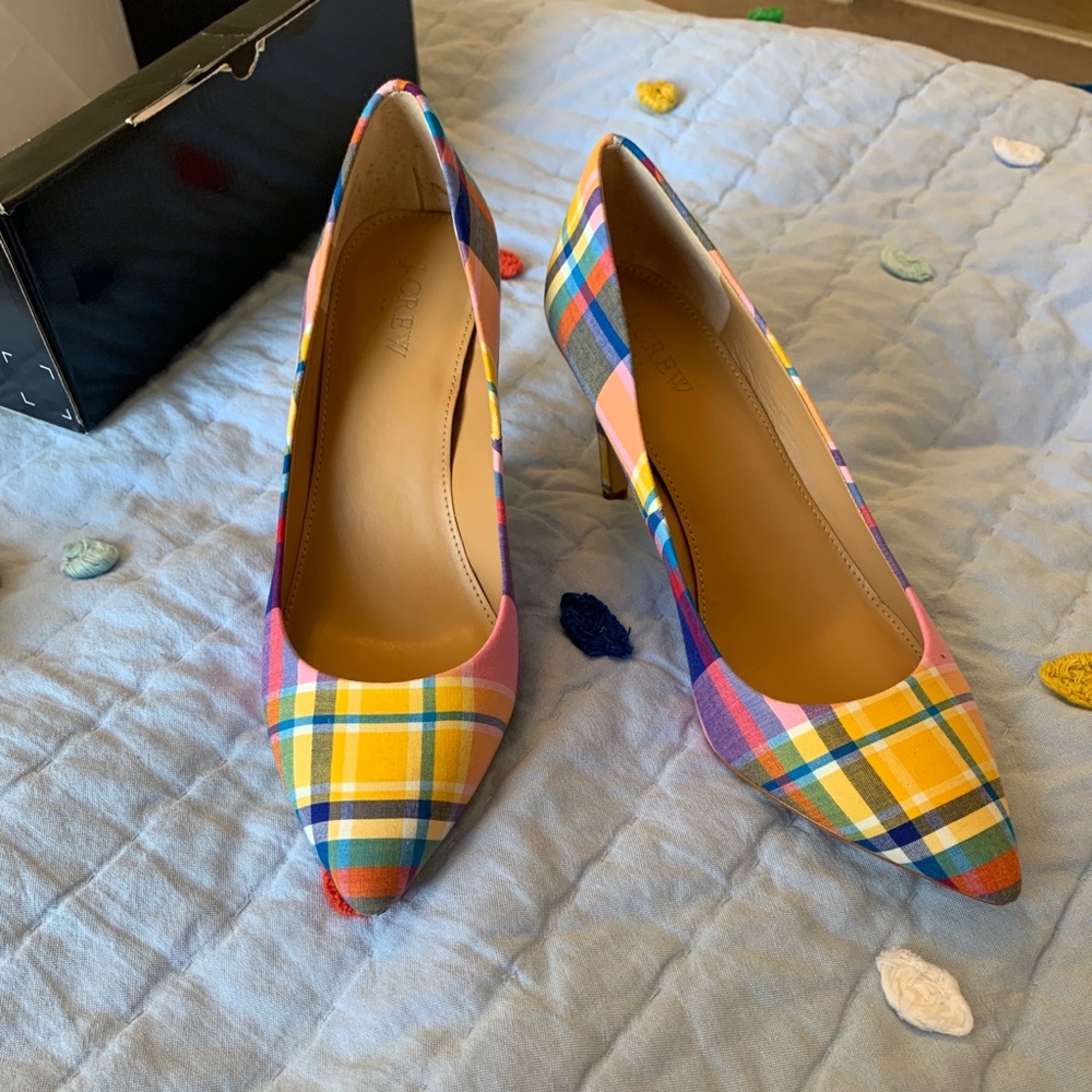 J crew NEW plaid pumps 9